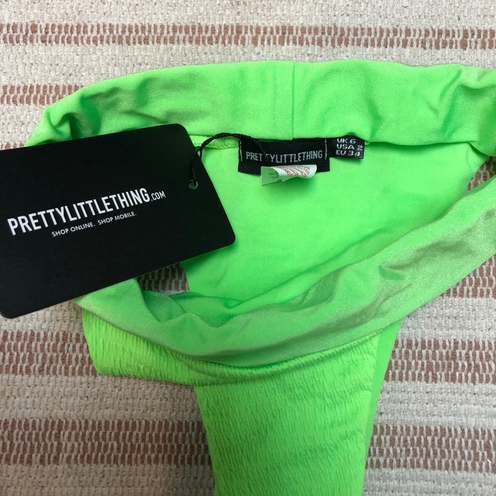 ❗️NWT❗️| PrettyLittleThing | Swim Bottom. Size 2. - Picture 2 of 3